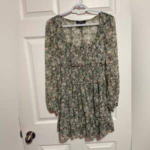 Green floral long sleeve dress